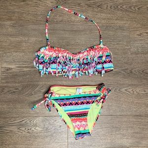 2-piece bathing suit